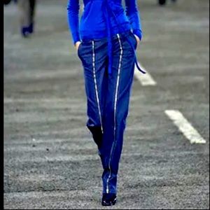 Stunning Y2K Chanel denim jeans size 34 us 2 from fall winter 2004 collection